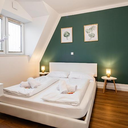 Neubau Wohnung Am Eversten Holz Oldenburg Exterior foto